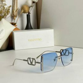 Picture of Valentino Sunglasses _SKUfw54044554fw